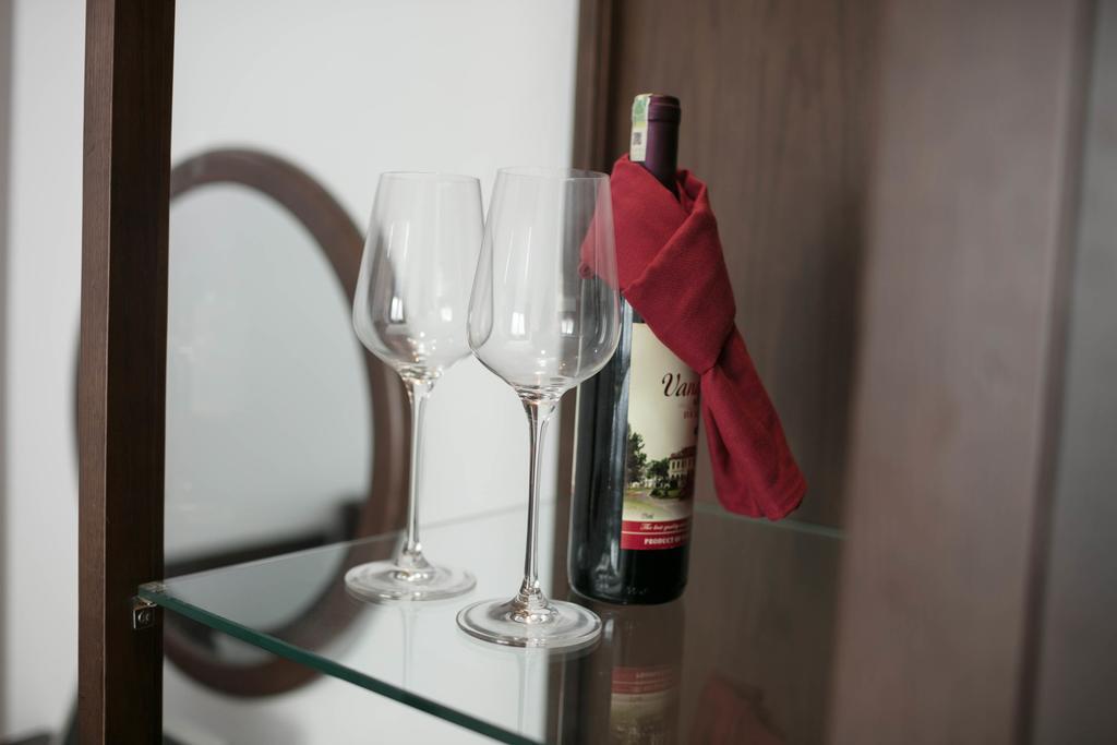 Bonsella Hotel Ханой Экстерьер фото