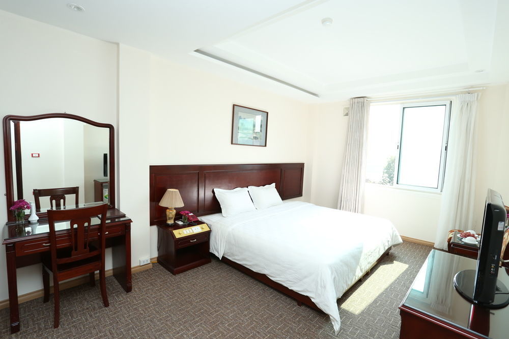 Bonsella Hotel Ханой Экстерьер фото