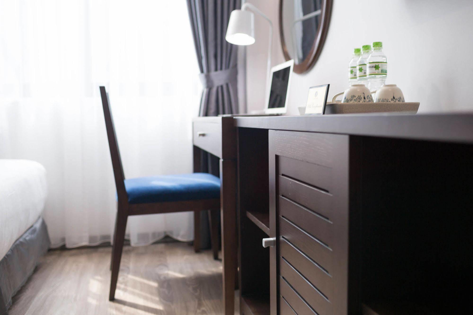 Bonsella Hotel Ханой Экстерьер фото